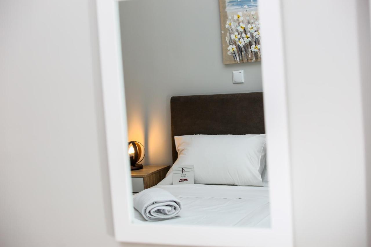 Stella Boutigue Rooms Néa Péramos Kültér fotó